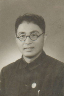 他年仅37岁就担任省委书记，高考数学不及格却被清华录取，活到99