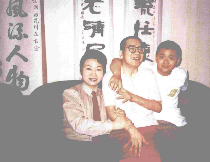 96年陈景润病逝后，依然睁着眼睛，妻子由昆：他临终前有两件憾事