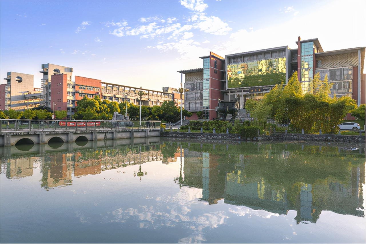 2所坐落于南京的大学将迎来升级，成为公办本科，当地学子太幸福