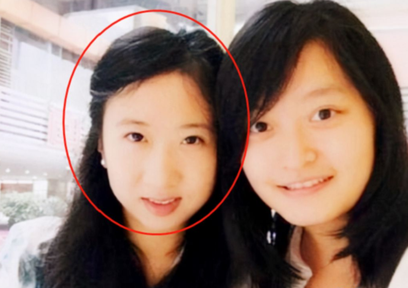 说“美国空气香甜”的留学生回国，找不到合适工作，只能在家遛狗