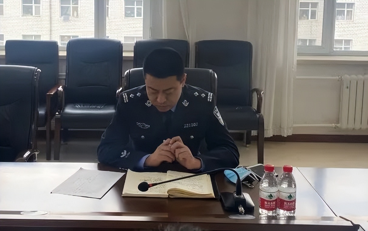 罨衿 ְ𡪡ɽԺ˾ٿ罨
