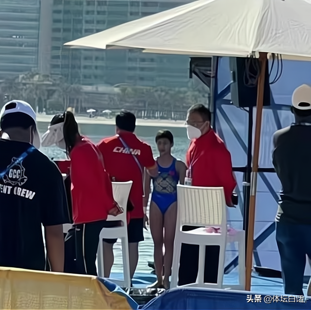 14岁全红婵现身又长高了！周继红不满媒体过分关注，首次公开怒怼