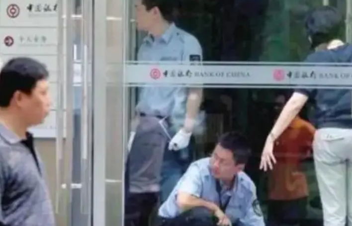 13年前，江西“高考状元”黎力抢劫银行被判10年，如今现状如何？