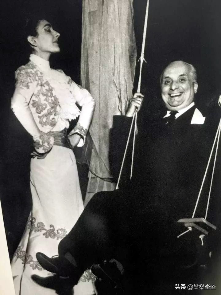 20世纪最伟大的女高音歌唱家玛丽亚·卡拉斯，为爱心碎而死