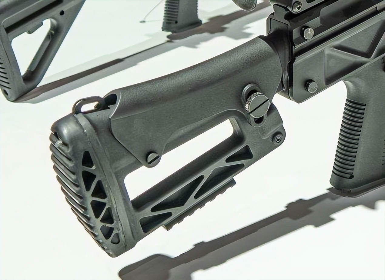 7毫米的qjz-171山地机枪的服役就是将我国的步兵火力提到了一个新的