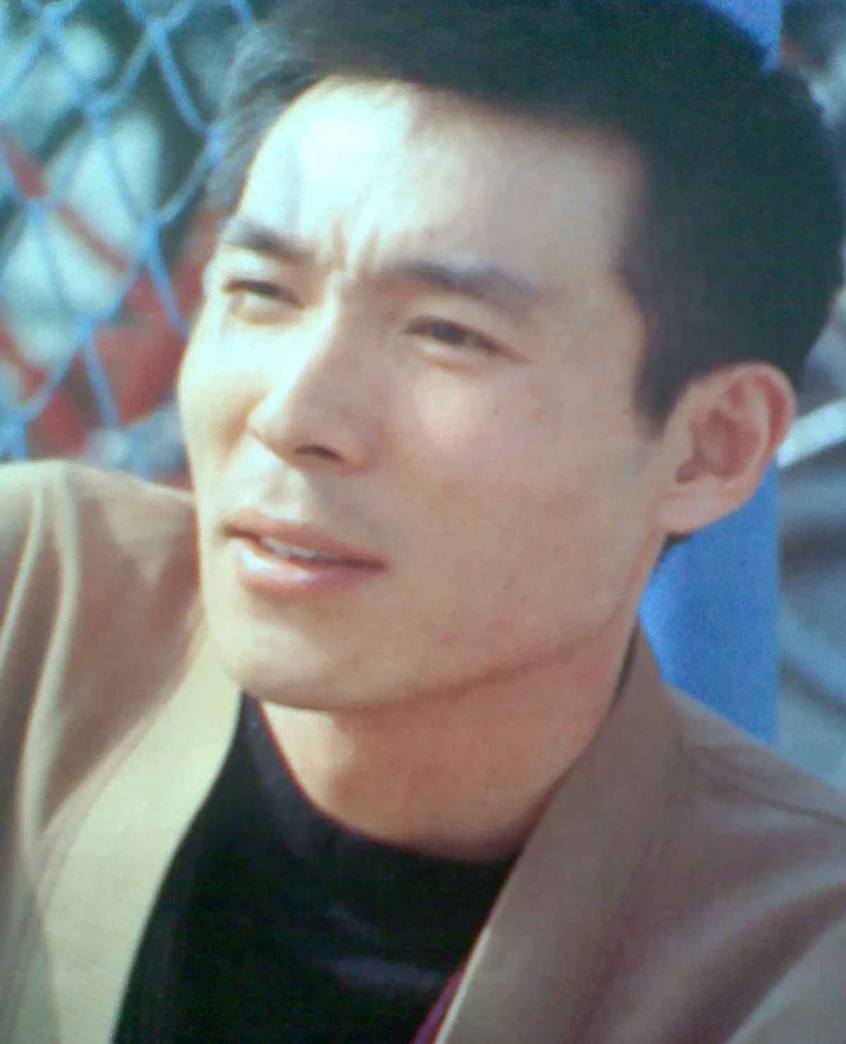 “老戏骨”谢园：至死无儿女送终，小娇妻邱悦后悔丁克了吗？