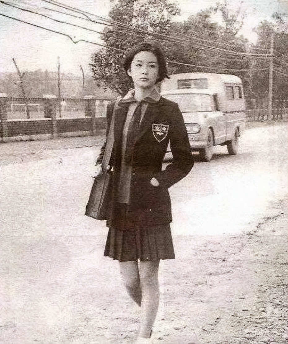 明明很漂亮，却没人追的8位女星，问题出在哪？