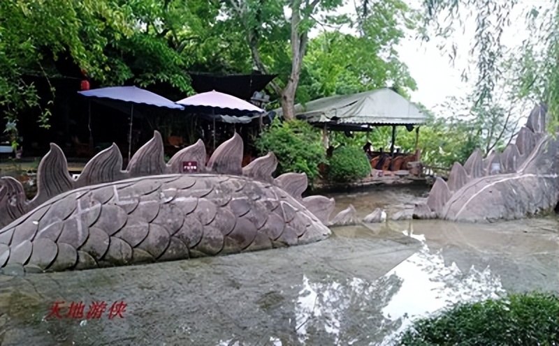 川西北行三：晨凭吊地震遗址双流览黄龙溪（图文）