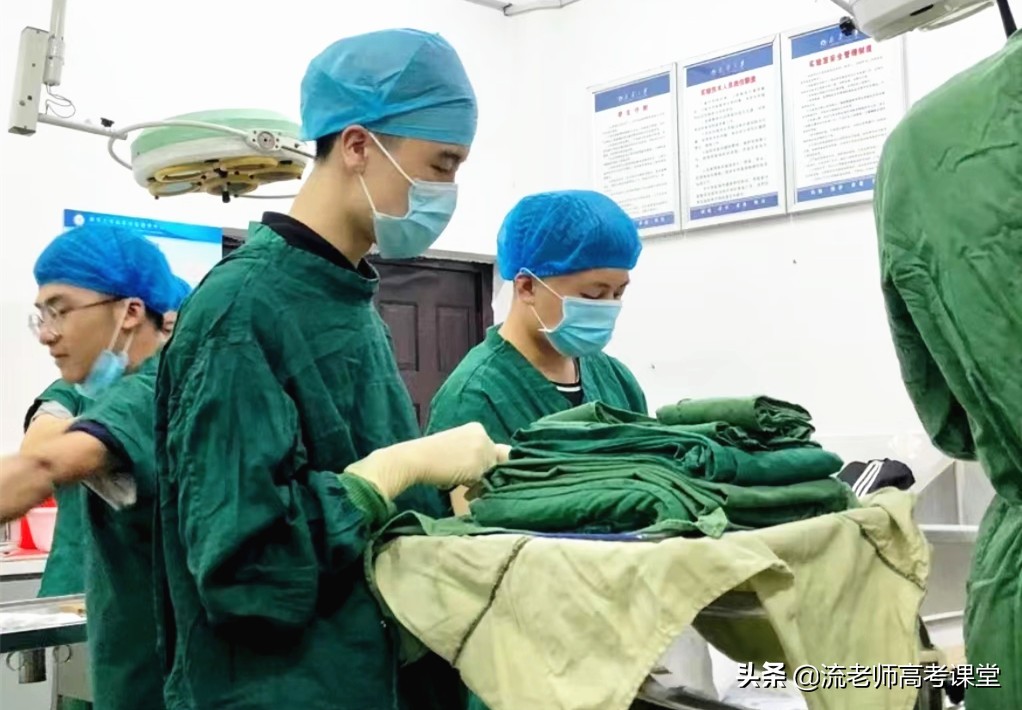 南华大学帅气学霸，421分考上浙大研究生，详细考研计划值得学习