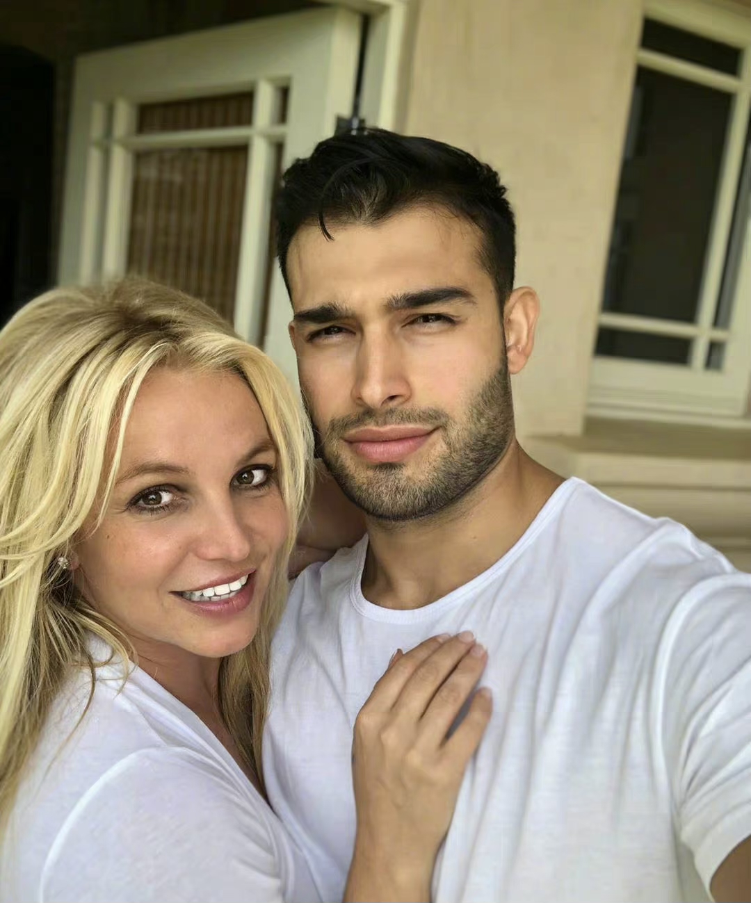 周末2天曝出8个瓜，被传封杀、三胎流产、发律师函，个个都是大瓜