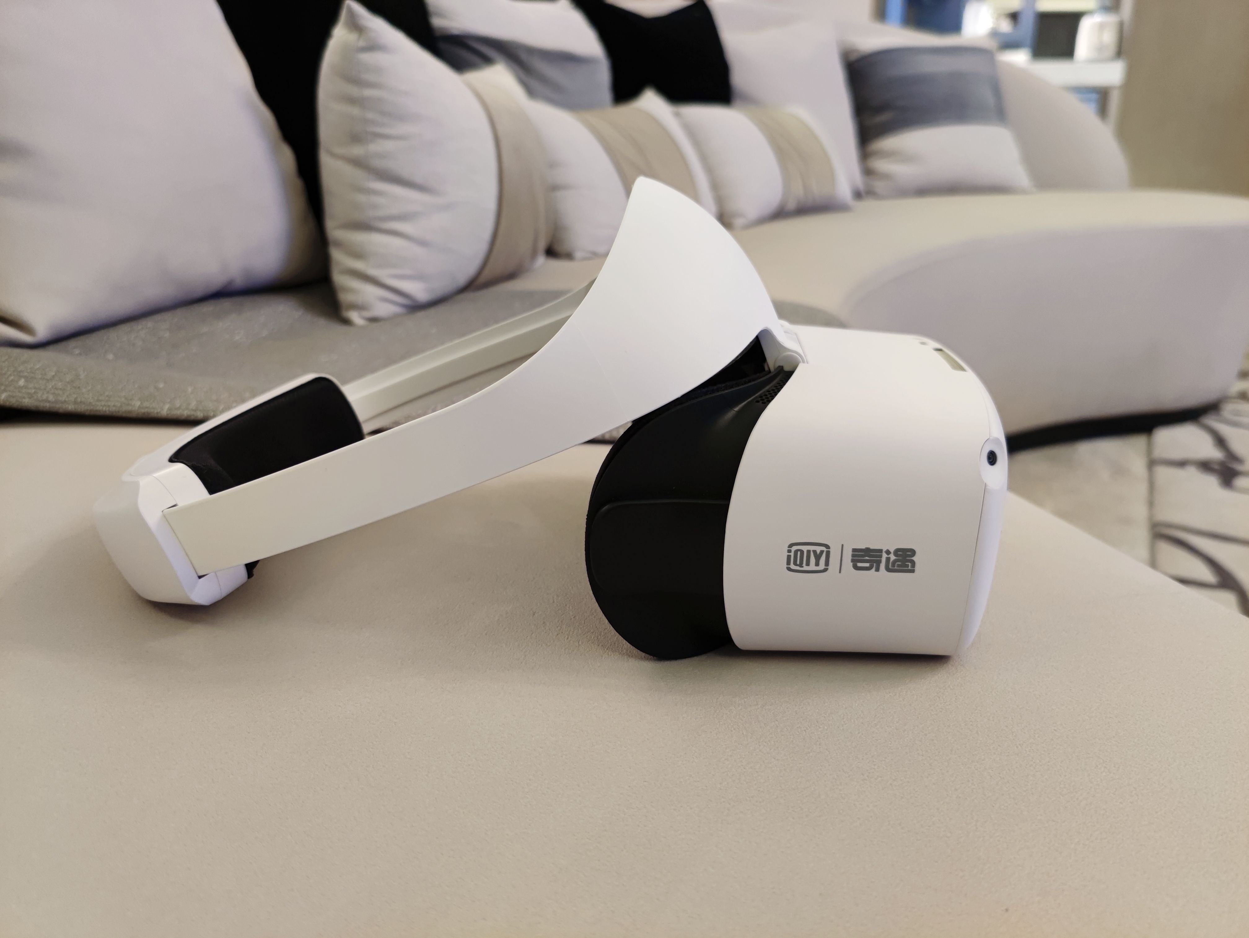 性能爆棚，爱奇艺奇遇Dream VR一体机让你畅享元宇宙