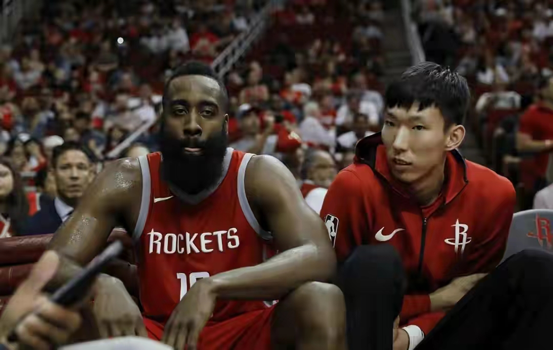 周琦为什么没去nba了(重返NBA！央视打开大门，哈登重点关注，周琦有望加盟76人)