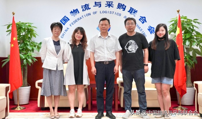 何黎明会见多点DMALL合伙人、CMO刘桂海