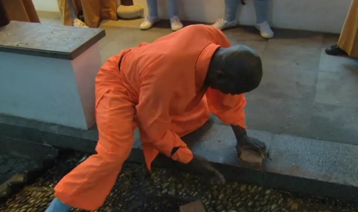 少林功夫有多神奇？英国混混被送到中国学功夫，仅需一周脱胎换骨