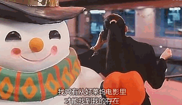 电影迎来了“反春寒”，史上最拥挤的清明时期从新电影中撤退，票房收入急剧下降。