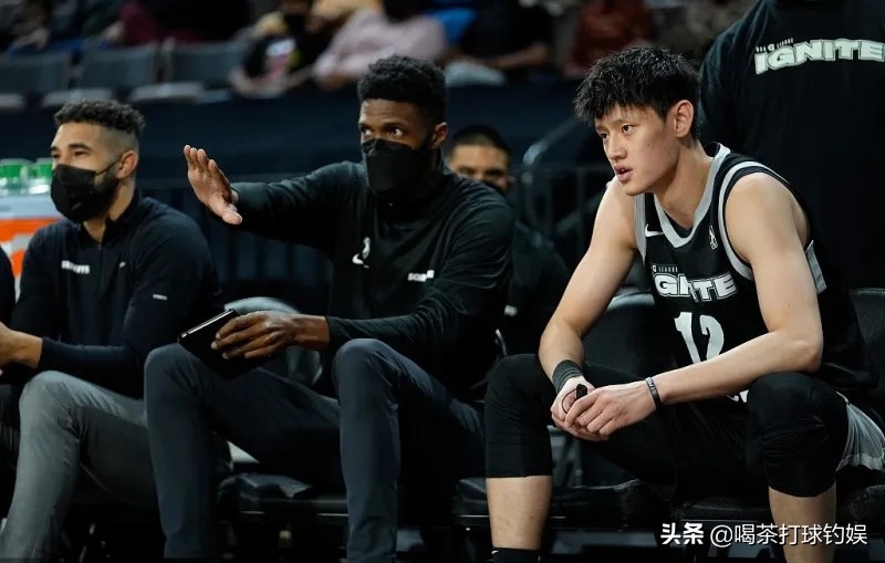 周琦为什么在nba那么少分(差距明显极了！3名中国球员在NBA赛场上得分平均不到5分)