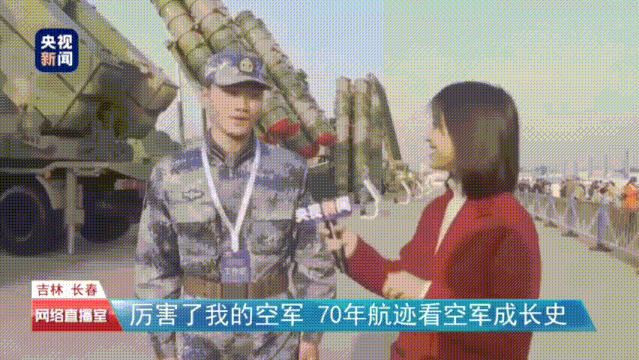 继王冰冰后，央视又有2位女记者“美出圈”了，集美貌知性于一身