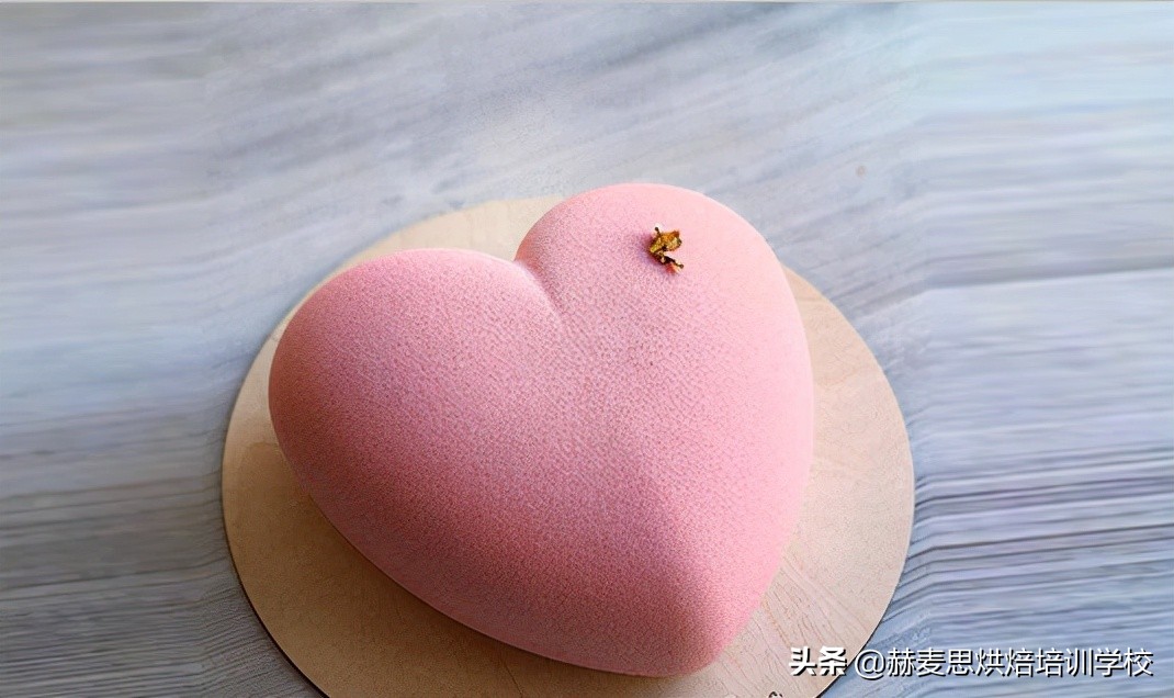 杭州西点培训班课程一般学些啥？赫麦思烘焙学校如是说