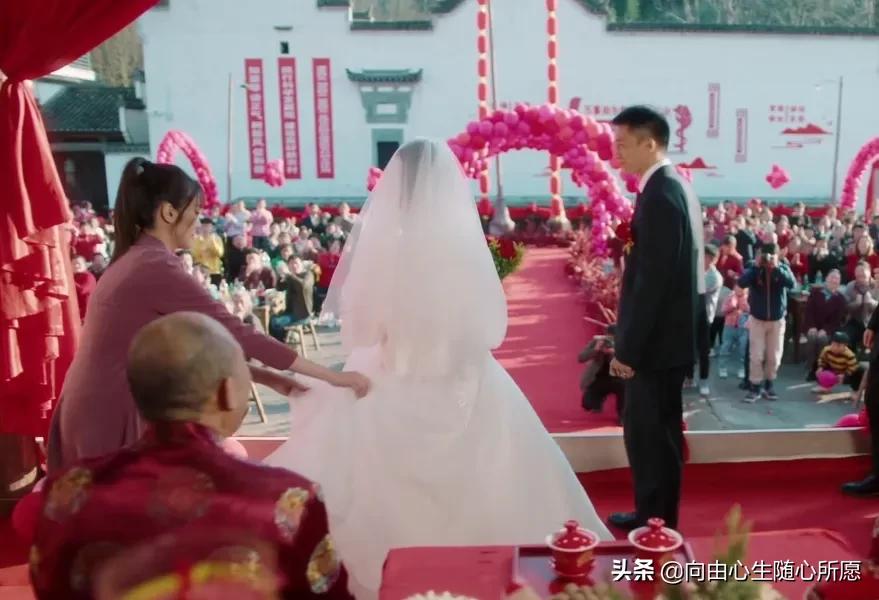 《幸福到万家》正式开播，出场就被气得半死