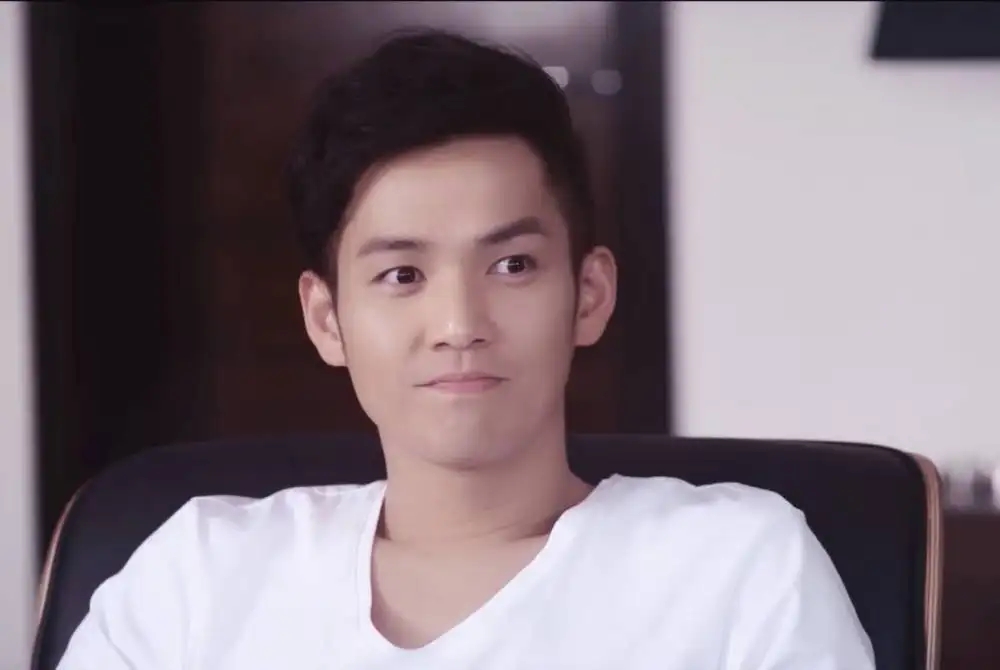 他们真的是同年人吗？他们告诉我们什么叫“同年不同脸”