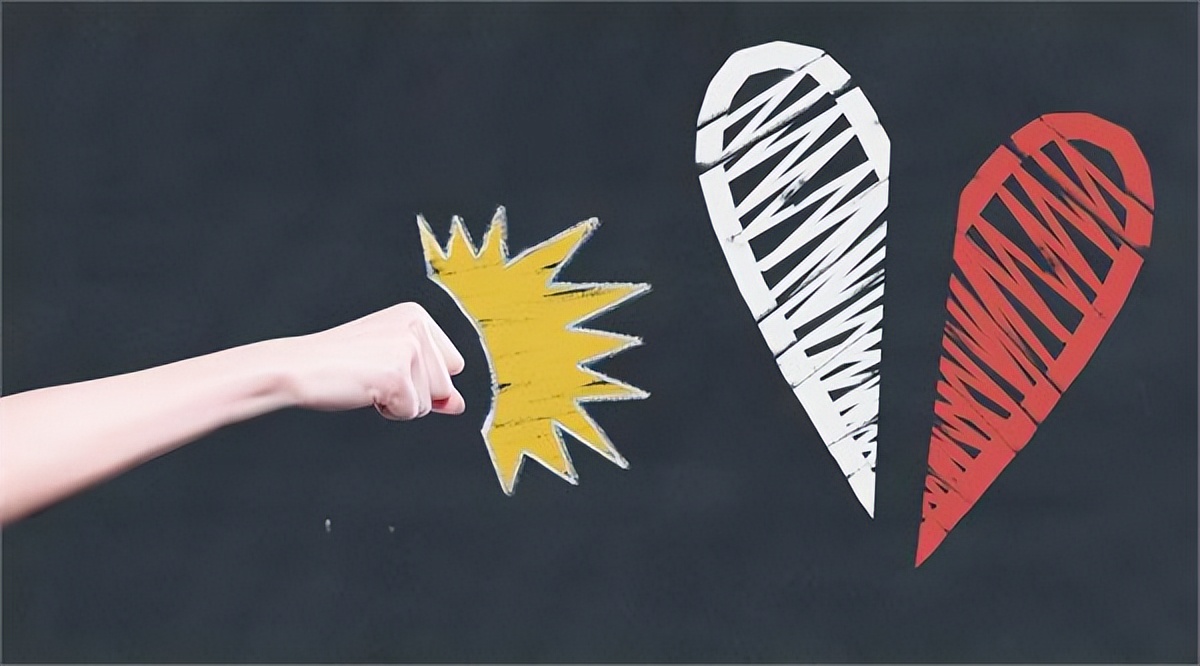 夏天高血压患者要留意这3件事，警惕1种水果，稳定血压防心梗