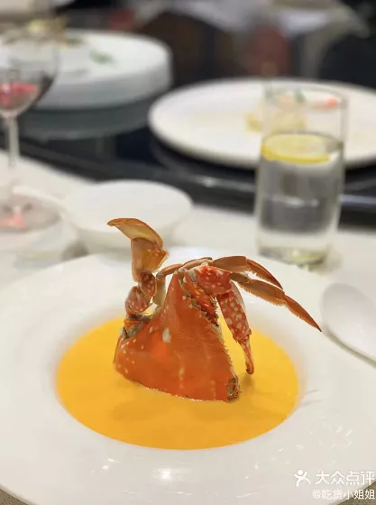 “最美车站”现身，2022上海网红打卡圣地，乘着地铁去旅行...