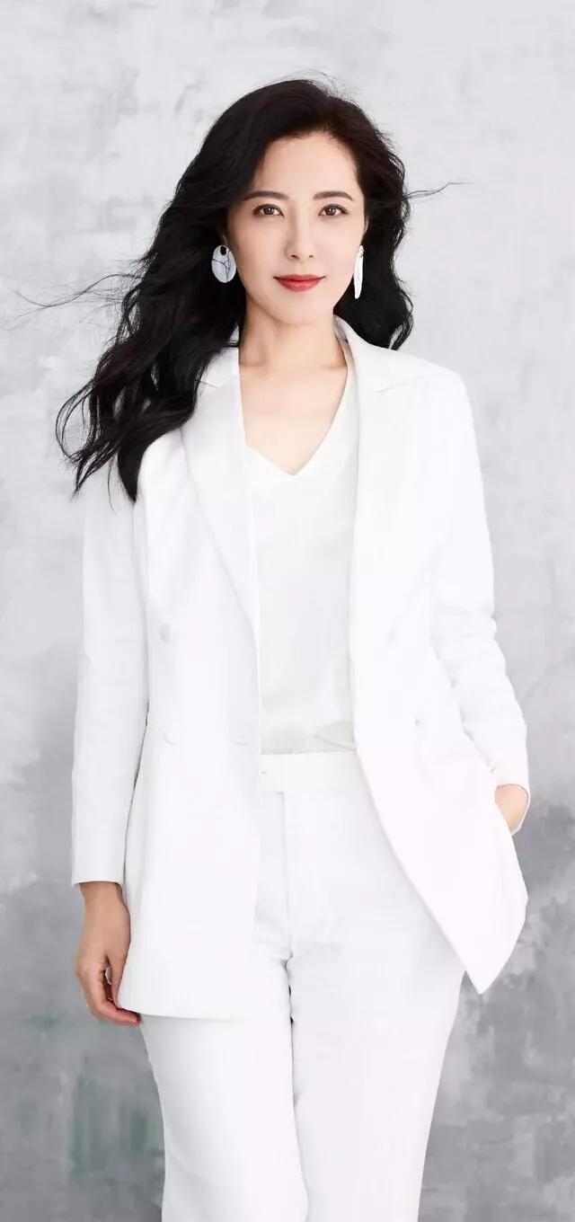 明星俏佳人：最美杨贵妃曾黎