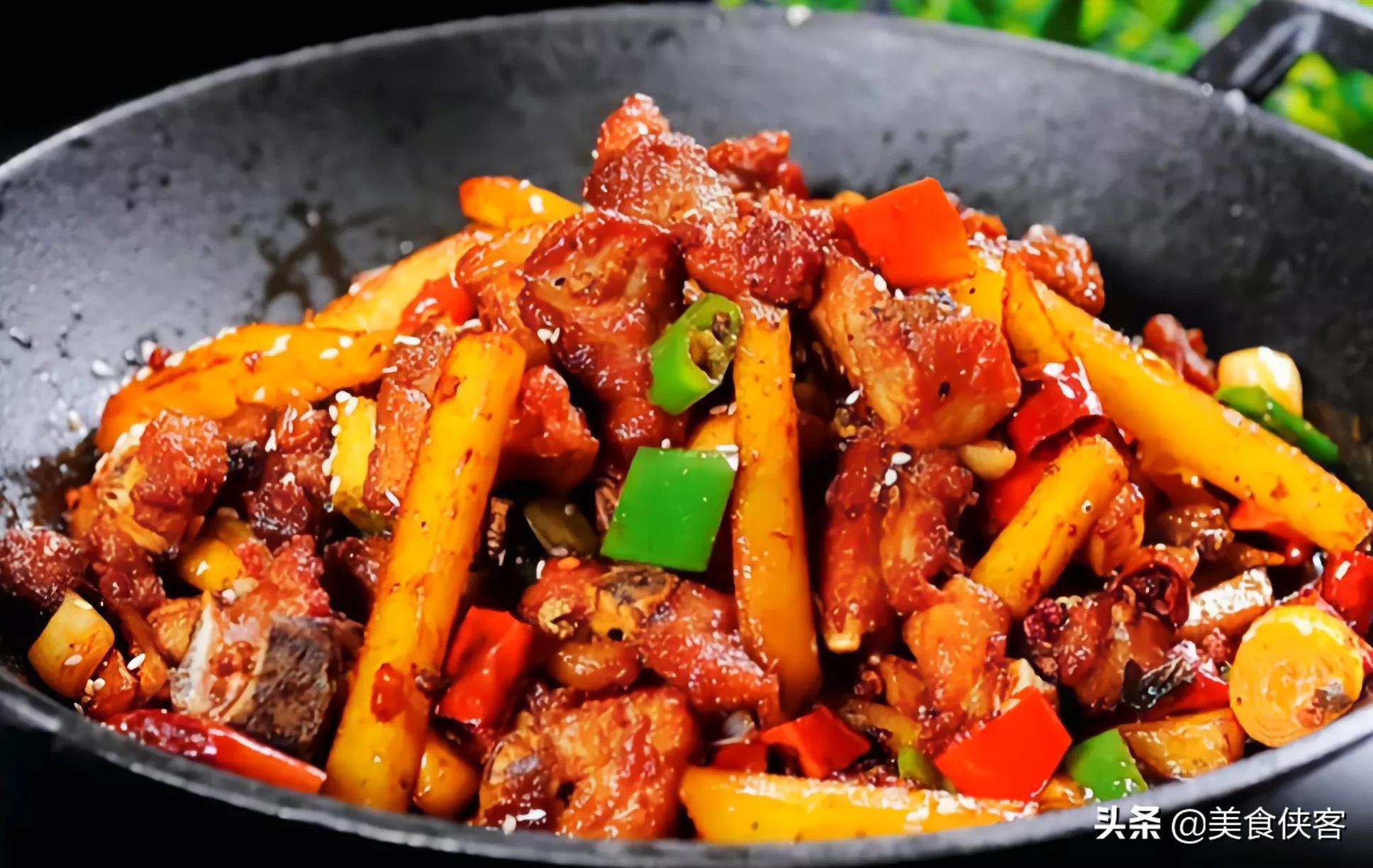 麻辣排骨的做法大全(麻辣干锅排骨的详细做法)-君心之家