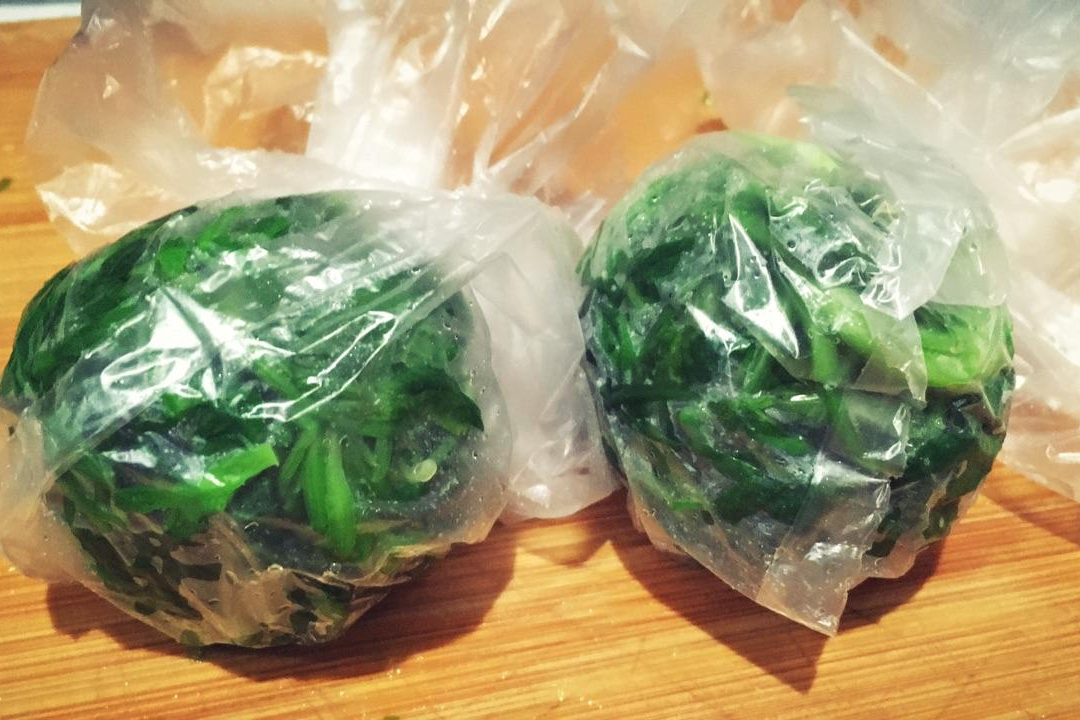 蔬菜保鲜：别直接放冰箱，分享4种蔬菜保鲜法，放一年都不会坏
