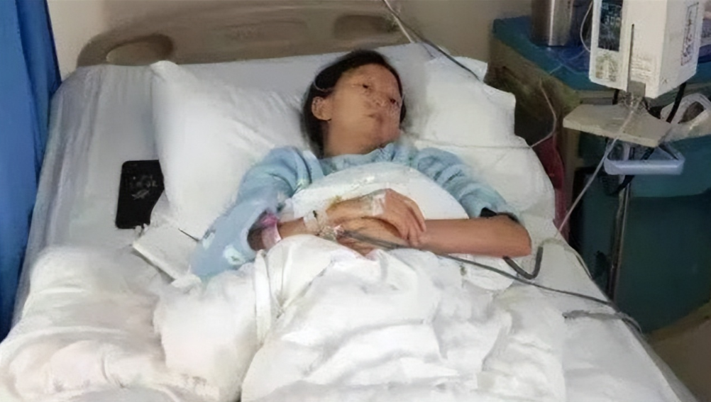 43斤女大学生，为救弟弟吃多年辣椒拌饭，去世前得知男友癌症病逝