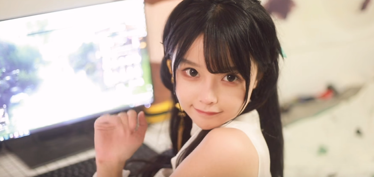 纯欲天花板女神「井川里予」居然抽烟喝酒纹身 网友：心态蹦了！-哪边嗨