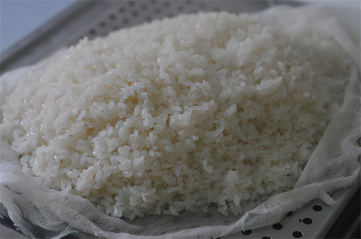 糯米最过瘾的吃法，不做丸子、不捏饭团，软嫩咸鲜，比糍粑健康