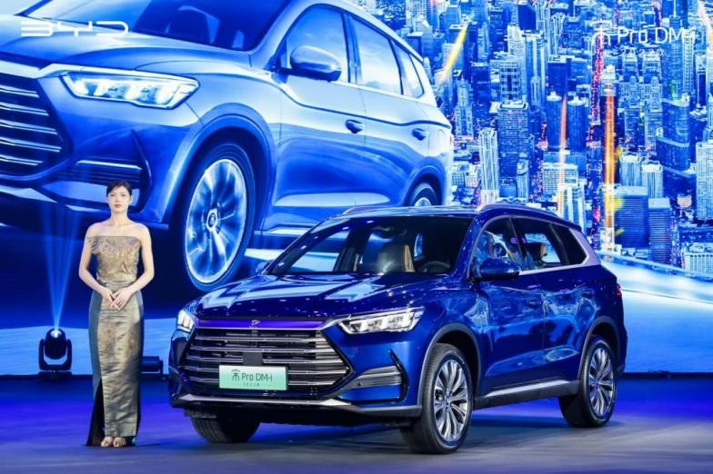 比亚迪喜迎“开门红”，乘用车1月销95180辆，新能源销量92926