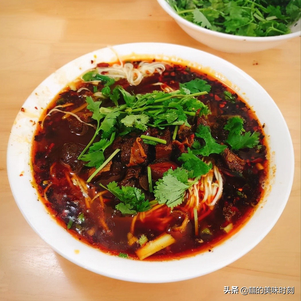 红汤抄手(红汤抄手图片)