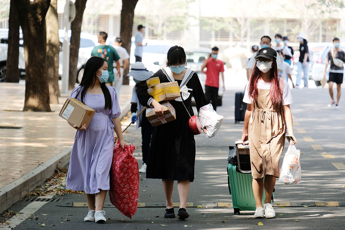 专科生是大学生么？别搞错了，大专生也有优势