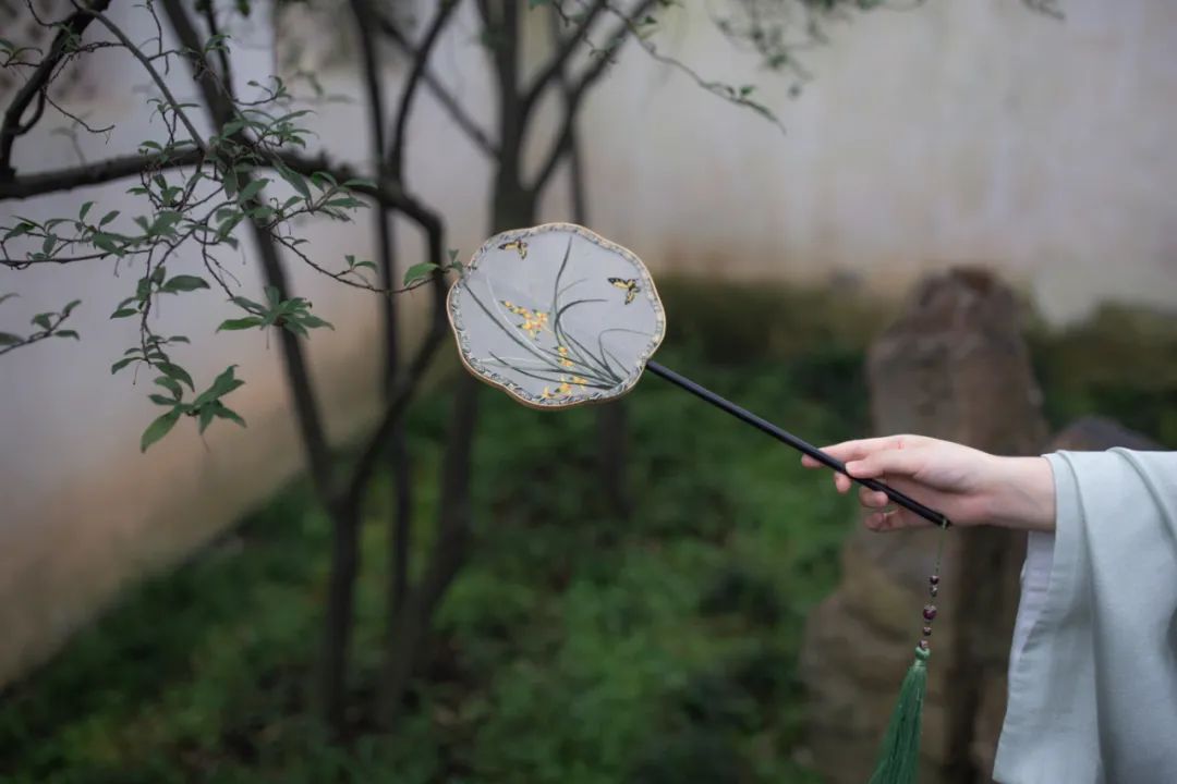 10最美春思诗词，春风十里，甚是想你