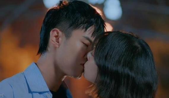 "后台了得"李溪芮:杨幂难挤近的正剧市场,却为她多次亮绿灯