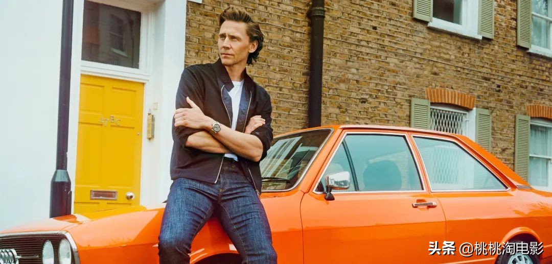 英伦绅士汤姆·希德勒斯顿时尚大片，质感型男深情款款