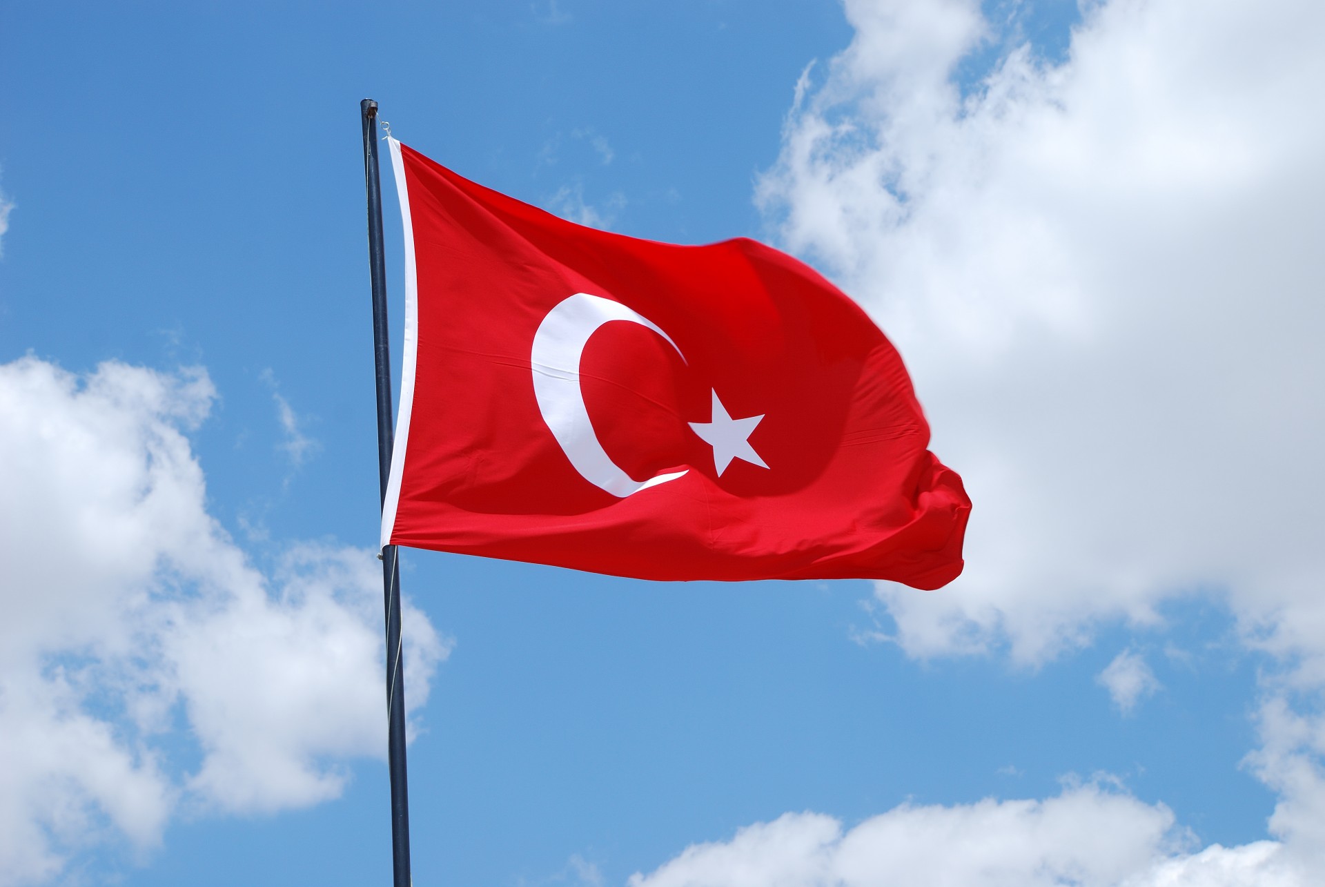 土耳其里拉贬值，会引发新兴市场危机吗？你怎么看