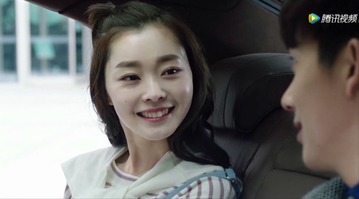 39岁的金莎甜美如初，网友：对她永远有18岁的滤镜，她凭什么？