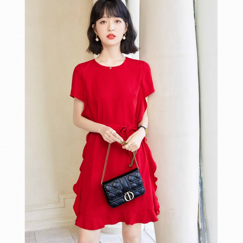 每日一荐：高考第一天穿红衣服，寓意“开门红”