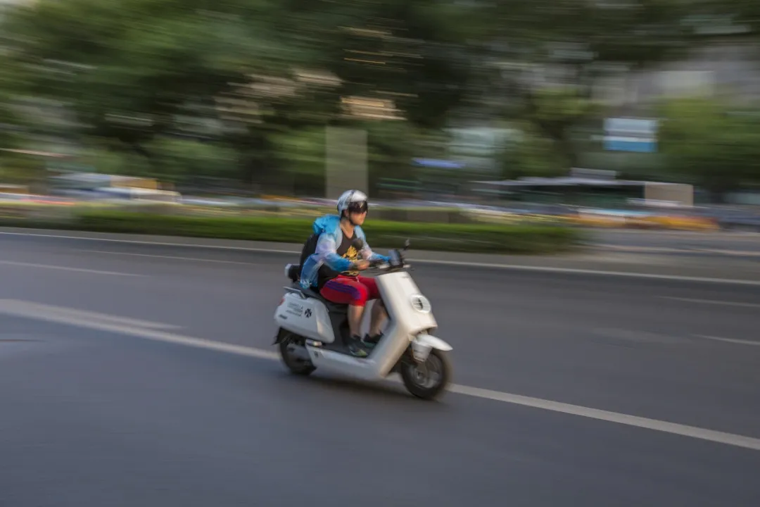 一辆3500元左右电动车,出厂价多少?商家赚多少?行内人说了实话