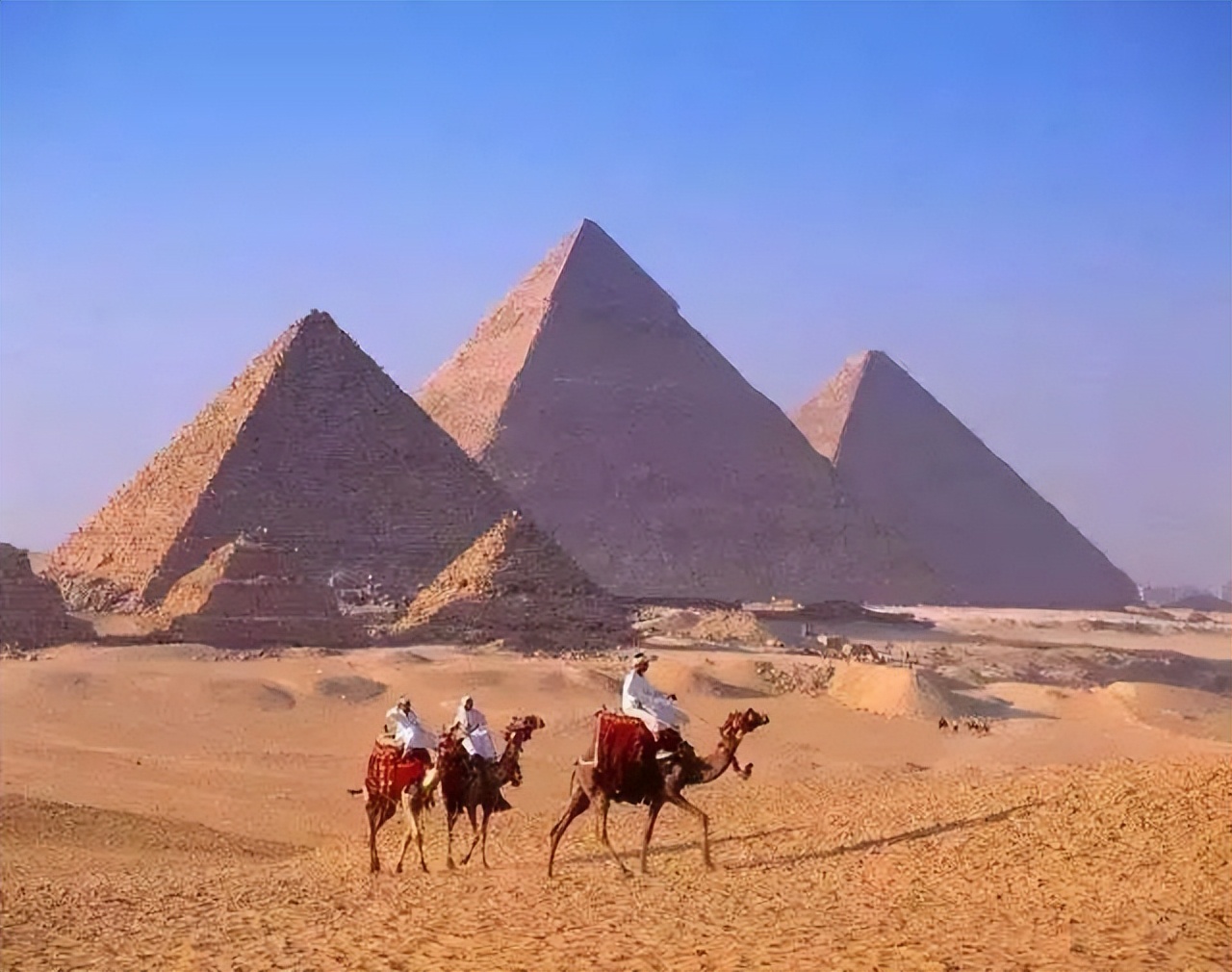 我们真正地了解胡夫金字塔吗？金字塔的来历到底是什么？