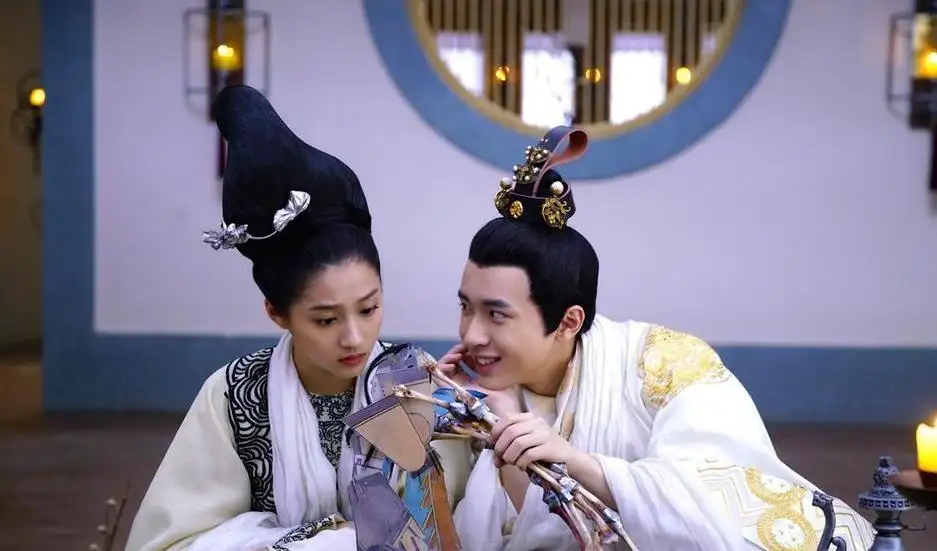 强娶亲姑姑和亲姐乱搞，还把亲叔叔当猪养，史上最荒唐的皇帝