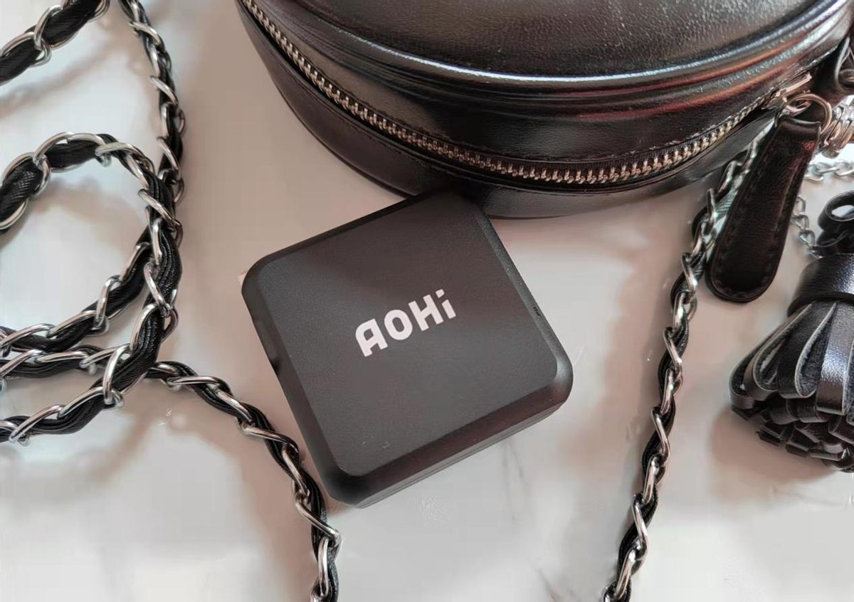 Aohi Magcube 100W氮化镓|饼干大小的100W快充，让你工作生活两不误