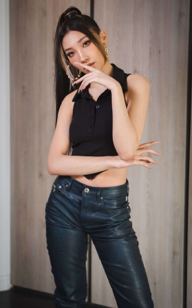 这是颁奖还是开业？金曲奖艺人造型齐翻车，现场变成乡村大舞台？