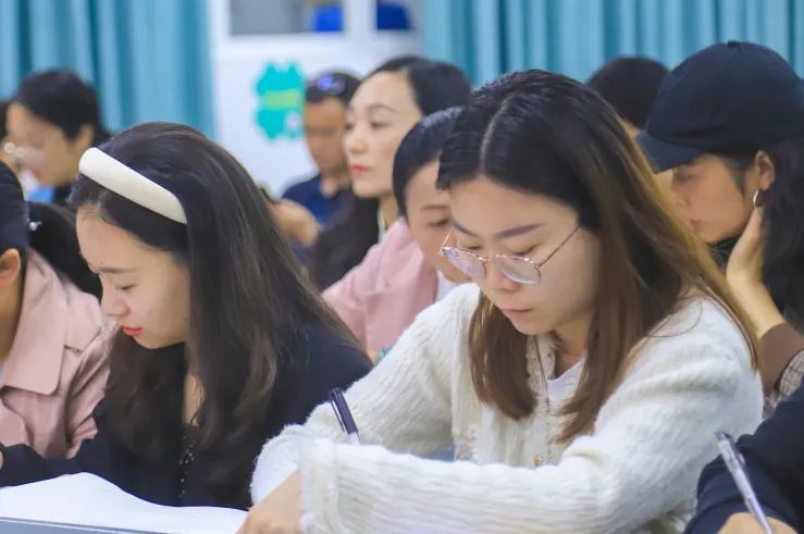 四川天府新区南湖小学（含北区）举行2022春教学节数学展示活动