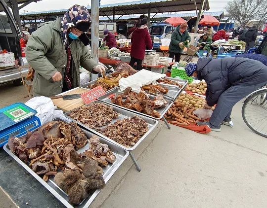 「年货大集」“最令人信赖的牛羊肉”,全在于家务大集!民族特色烟火气中一站购物