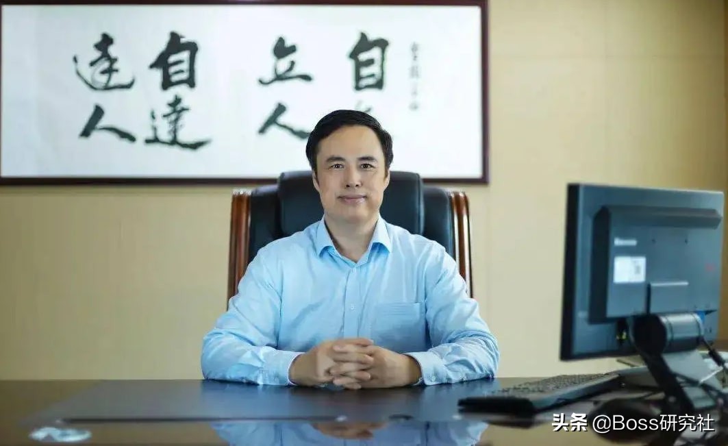 株洲醴陵富豪李卫平发家史，靠知识改变命运，如今身价40亿