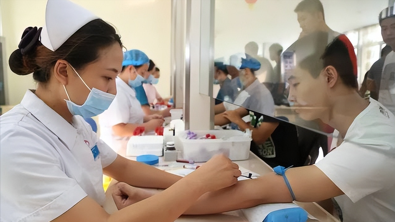 抽血能检查出什么病?为什么一抽就好几管,剩下的会用来干嘛?